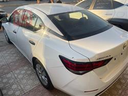 نيسان سنترا